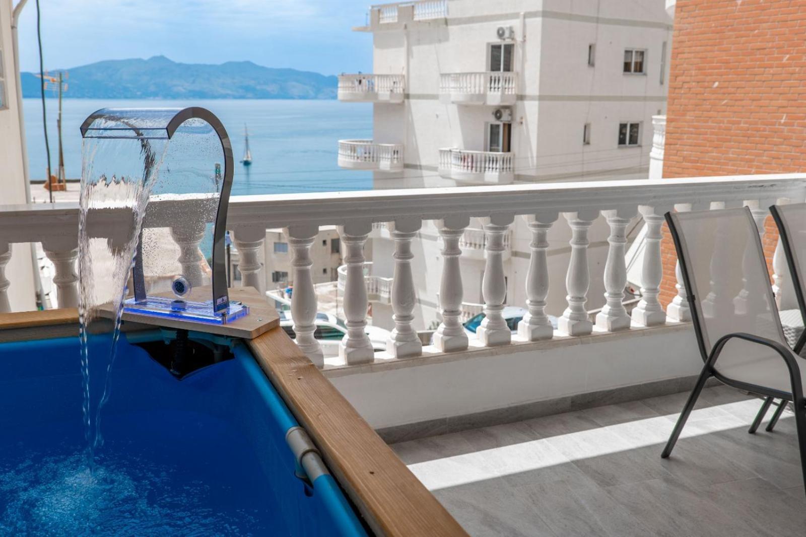 Esel Apartments Sarande Bagian luar foto