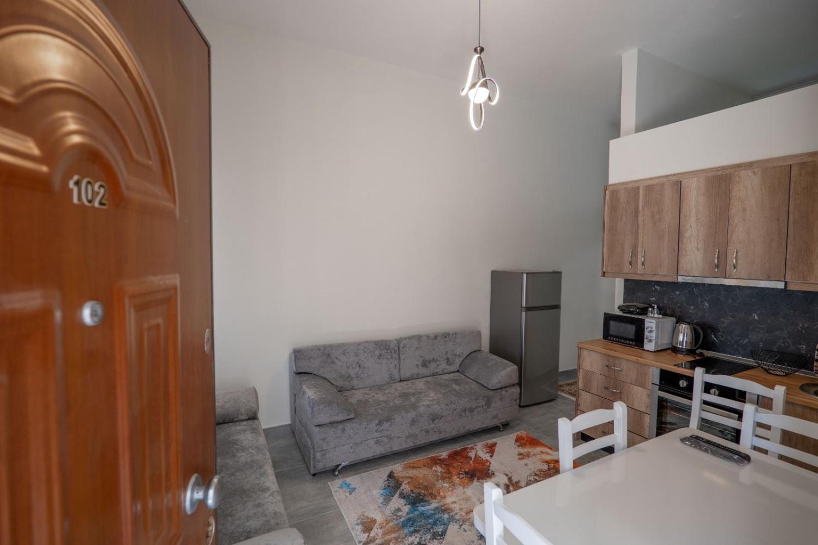 Esel Apartments Sarande Bagian luar foto
