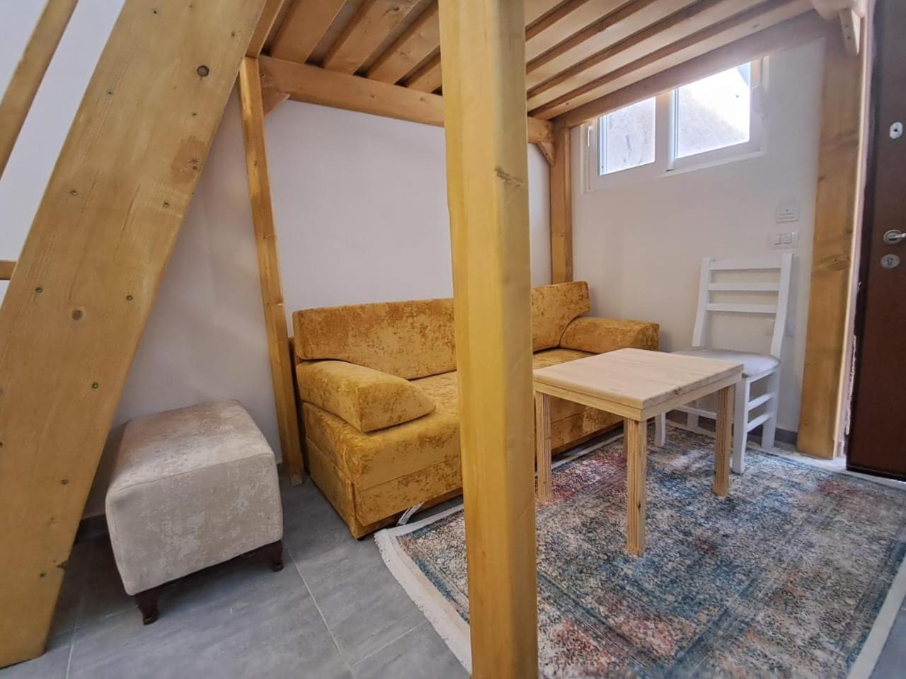 Esel Apartments Sarande Bagian luar foto