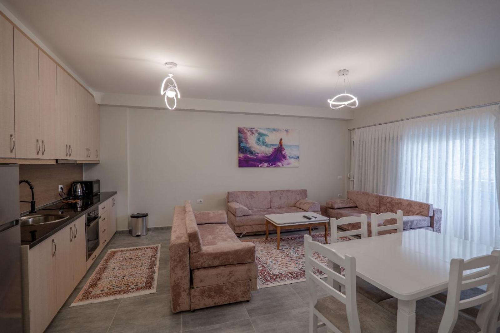 Esel Apartments Sarande Bagian luar foto