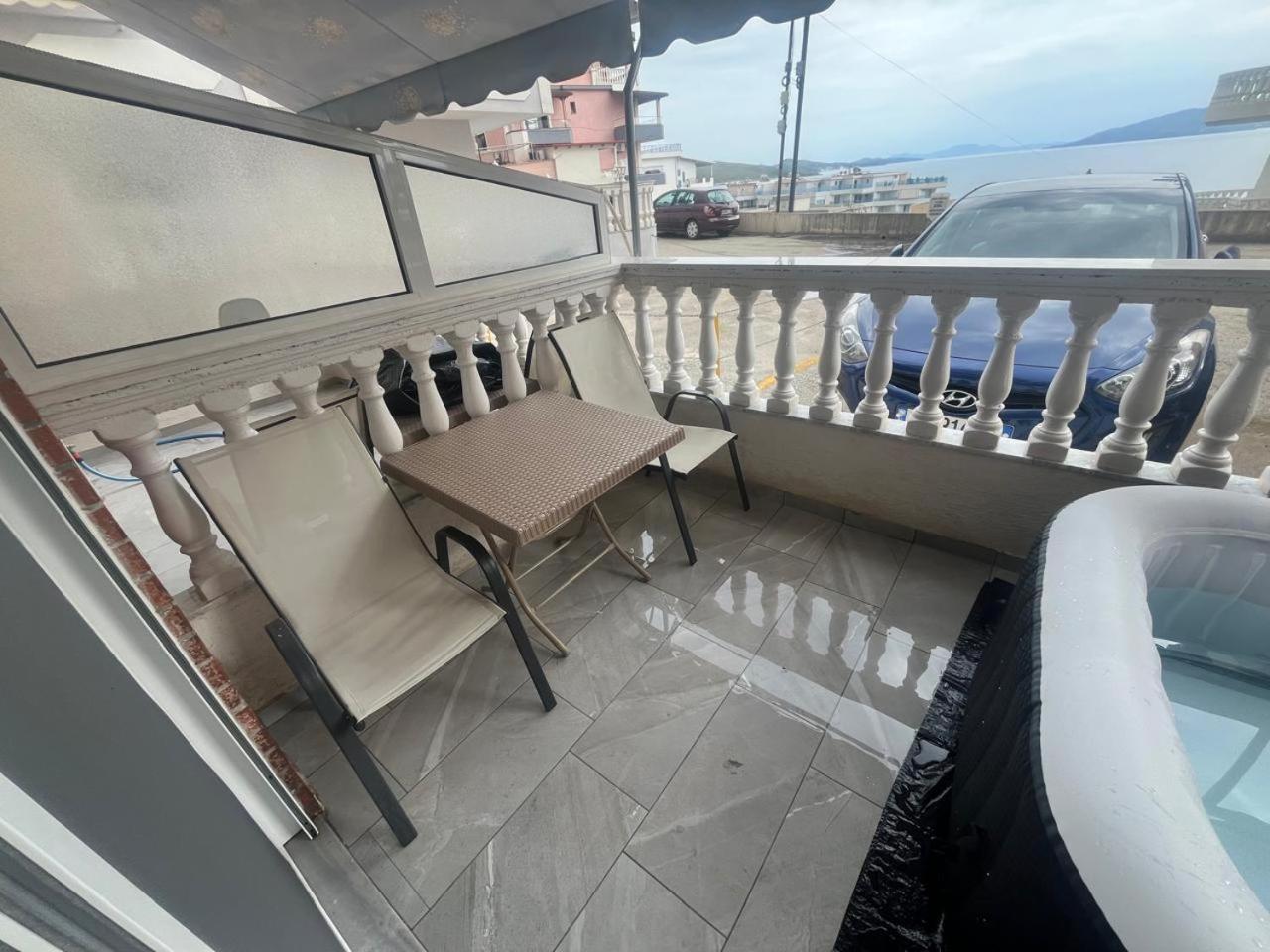 Esel Apartments Sarande Bagian luar foto